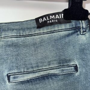 Jean Balmain T. 14 ans