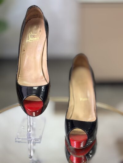 IMG_8809 Escarpins Christian Louboutin T.38,5