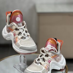 Baskets Louis Vuitton T.37