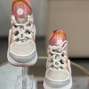 Baskets Louis Vuitton T.37