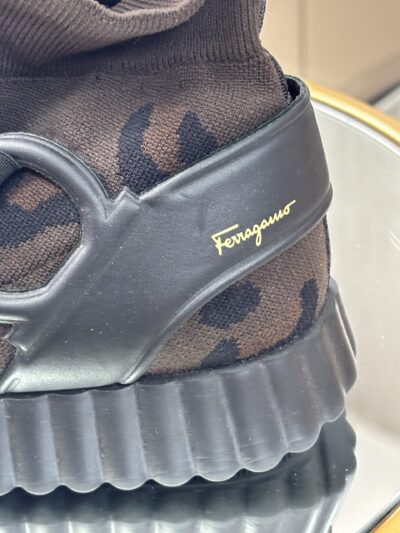 Baskets Ferragamo T.39