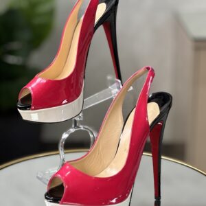 Sandales Christian Louboutin T.39