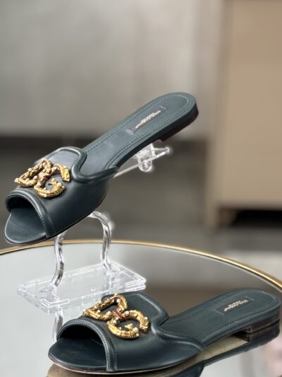 Sandales Dolce & Gabbana T.39