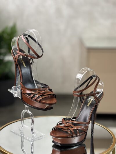 IMG_4125 Sandales Saint Laurent T.39,5