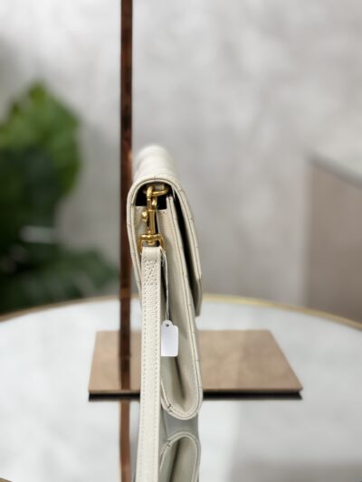Pochette Saint Laurent