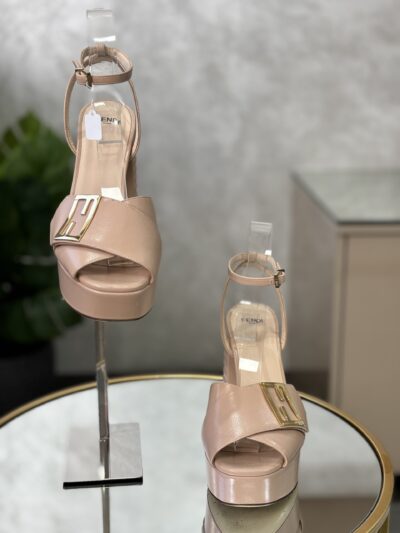IMG_5636 Sandales Fendi T.37,5